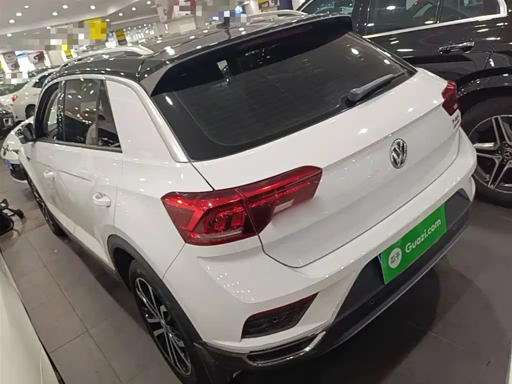 Volkswagen T-ROC 2019 280TSI DSG 2WD Comfort Version China VI фото 5