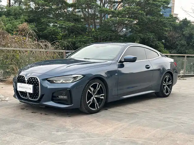 BMW 4 SERIES