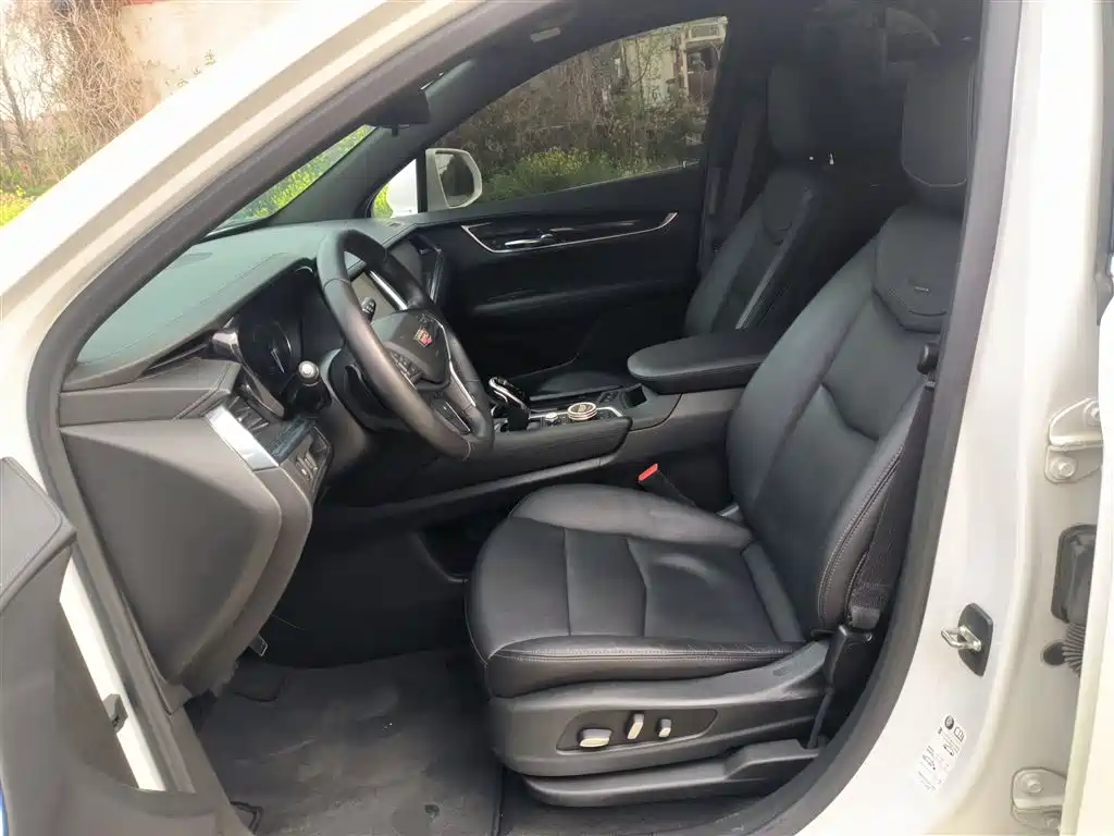 Cadillac XT5 2020 28T Luxury Model фото 15