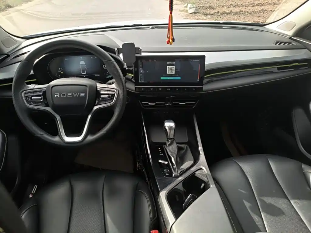 Фото 10 - Roewe i5