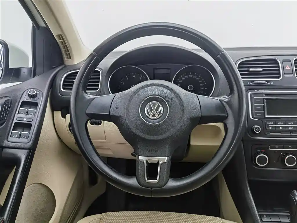 Volkswagen Golf 2012 1.4TSI Automatic Comfort фото 11