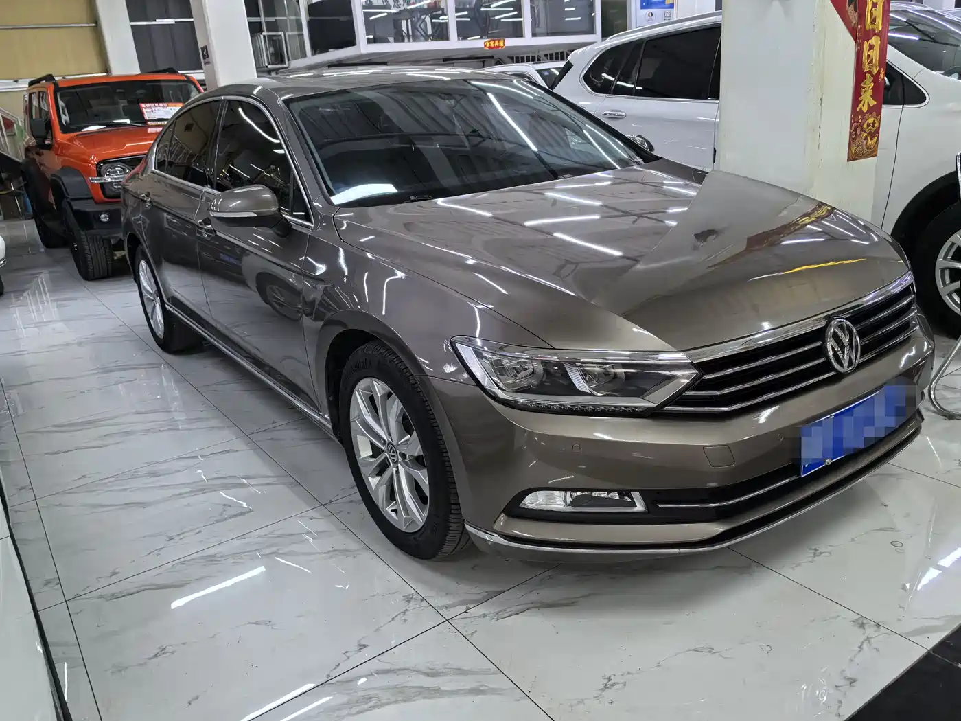 Volkswagen Magotan 2018 330TSI DSG Luxury фото 3