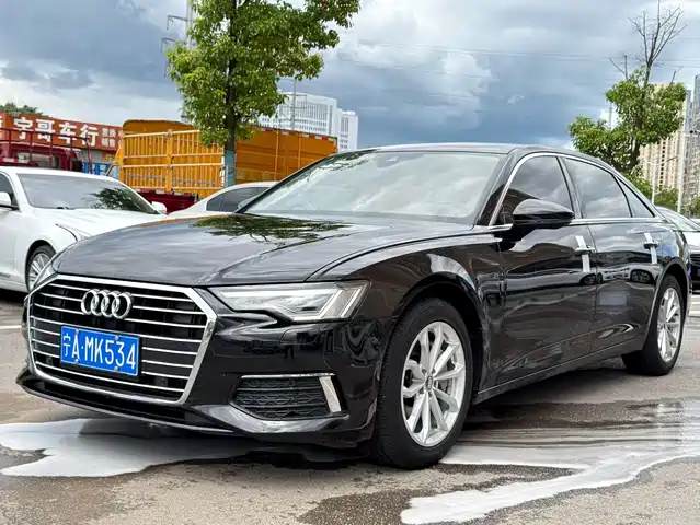 Audi A6L 40 TFSI, Люкс Драйв