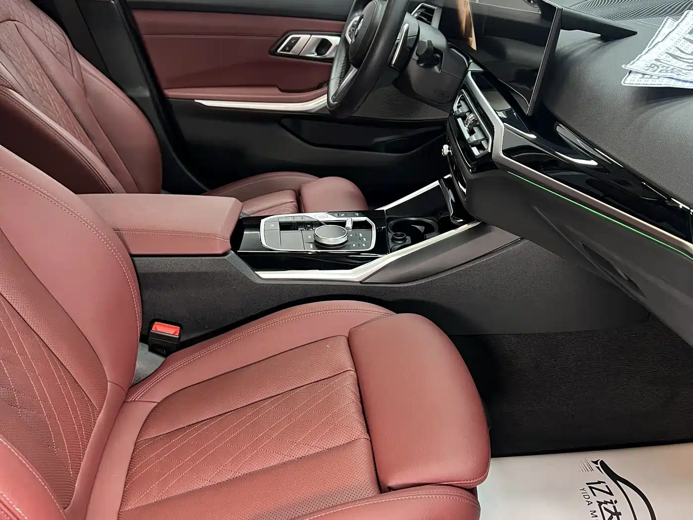 BMW 3 Series 2023 320Li M Sport Package фото 18