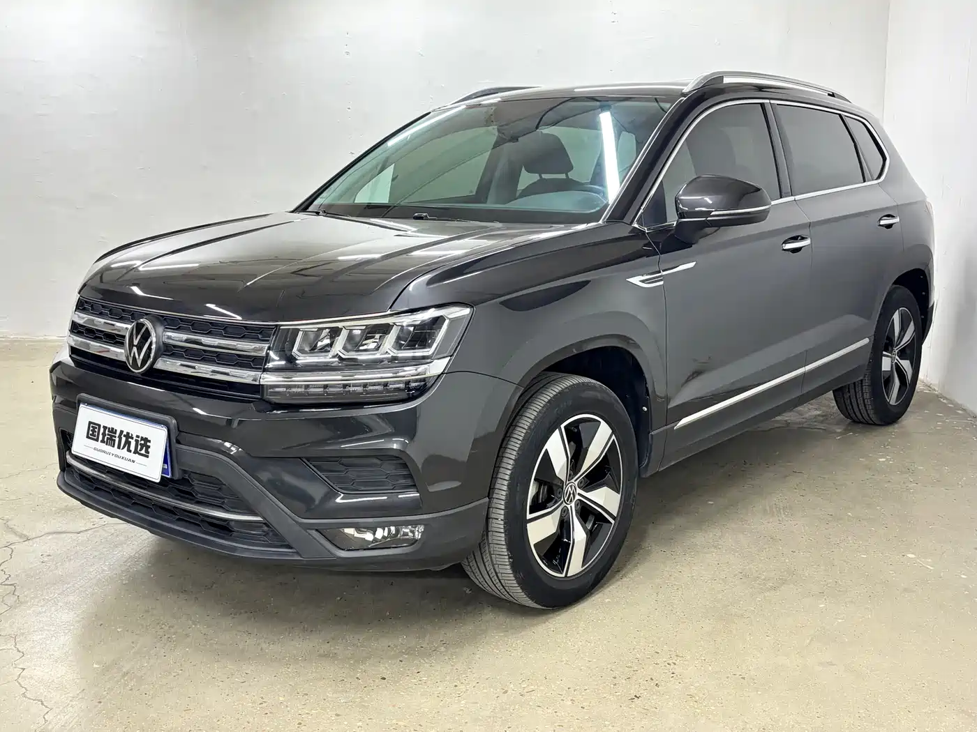 Volkswagen Tharu 2022 280TSI FWD Luxury Edition