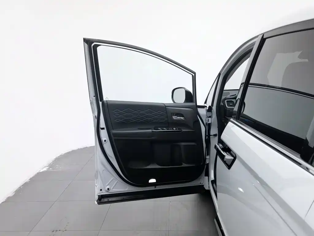 Honda Elysion 2024 2024 2.0L e:HEV Luxury Edition