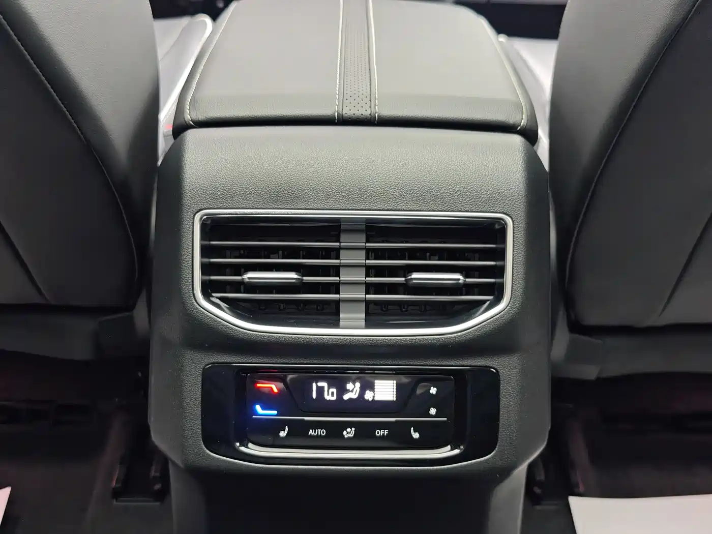 Volkswagen Talagon 2023 Facelift 380TSI 4WD Flagship Victory Edition 7-Seater фото 21