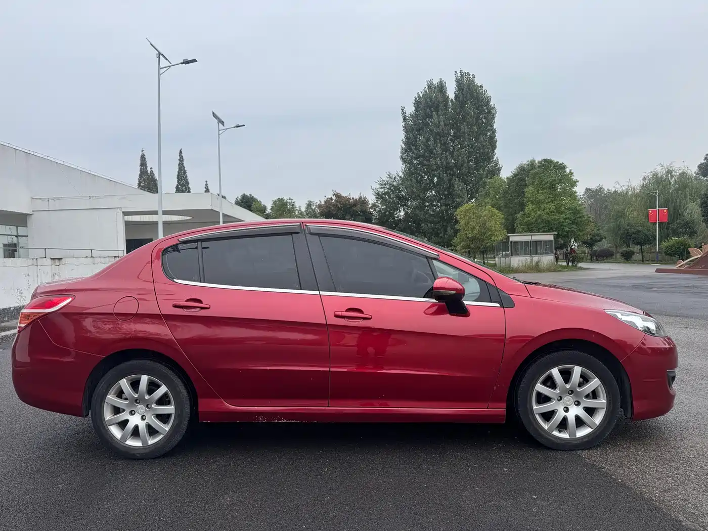 Peugeot 308 2014 Model Joy Edition Classic 1.6L Manual Superior Style фото 8