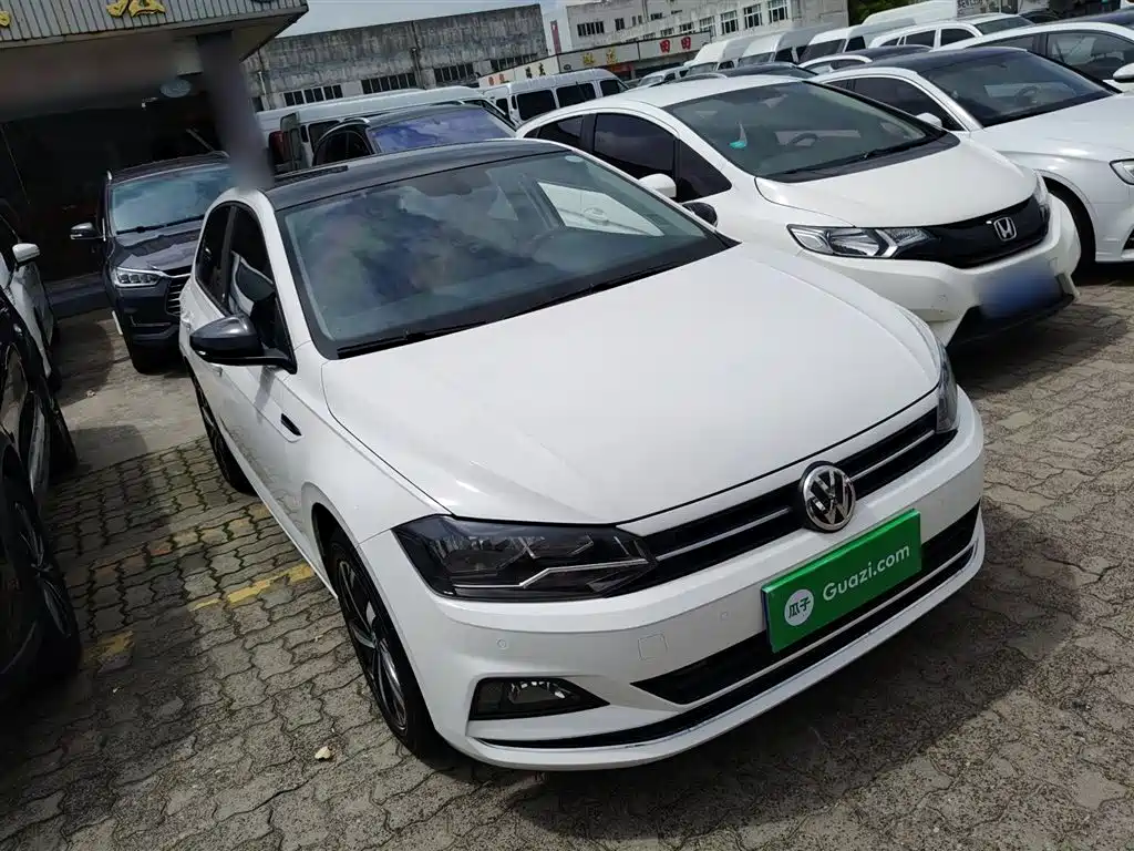 Volkswagen Polo 2019 Plus 1.5L Automatic Beats Trendy Edition фото 4