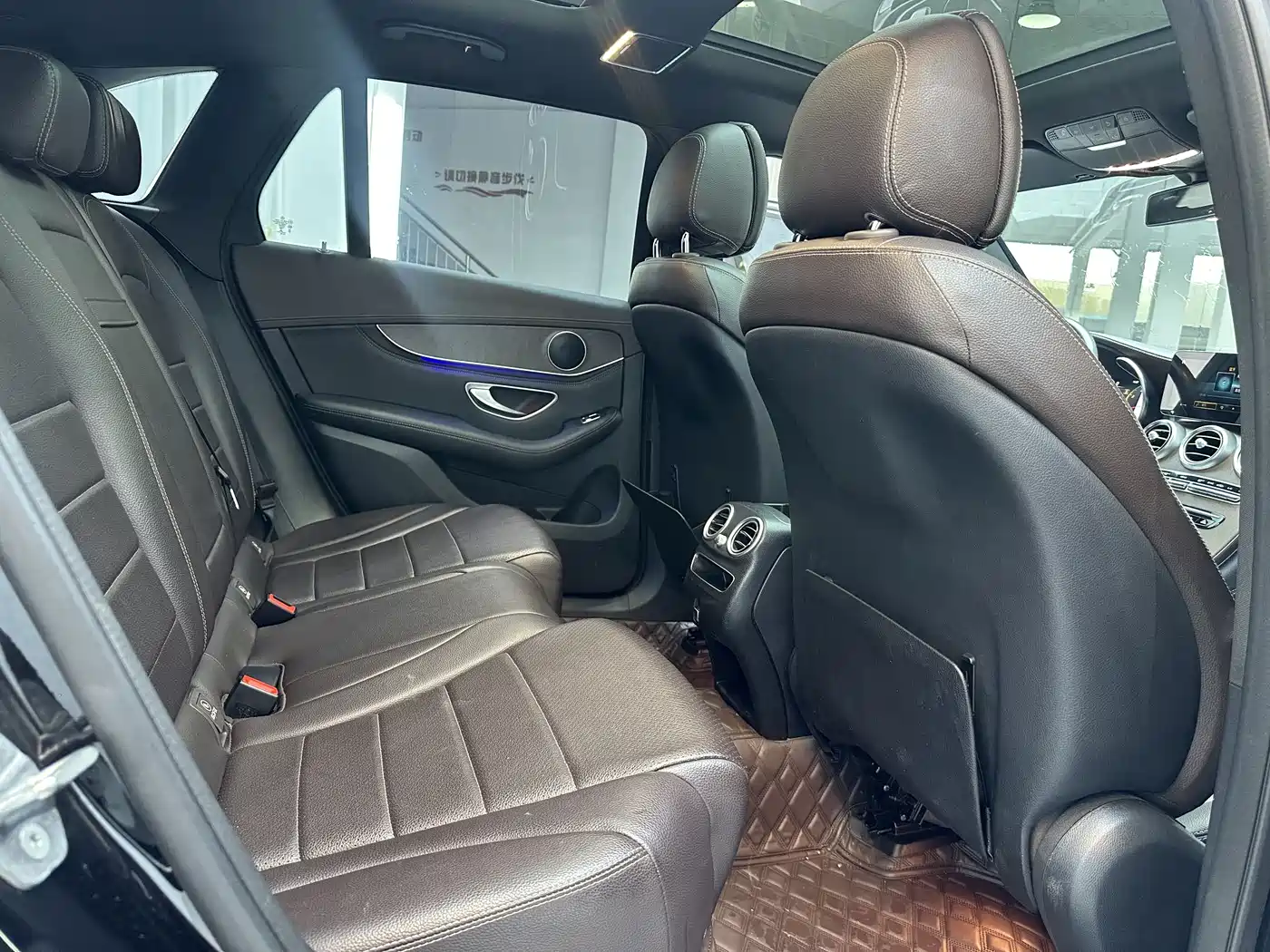 Mercedes-Benz GLC 2020 Facelift GLC 260 L 4MATIC Luxury фото 9