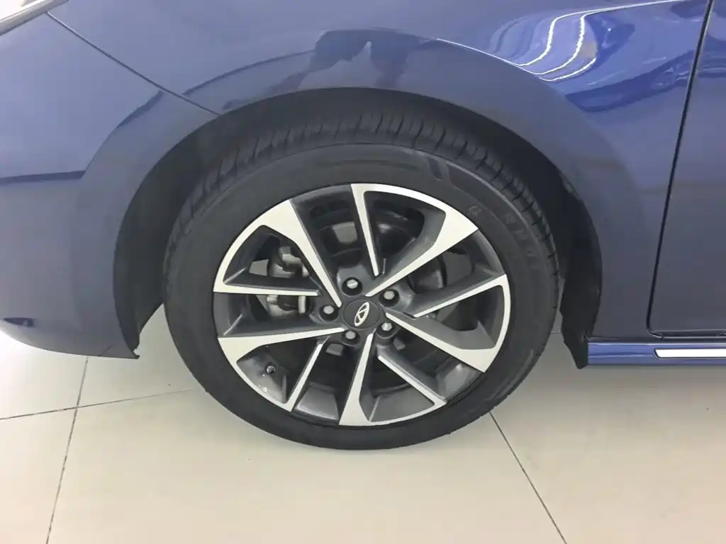 Chery Arrizo 5 PLUS 2021 2021 Xiaoze 1.5T CVT Smart PLUS