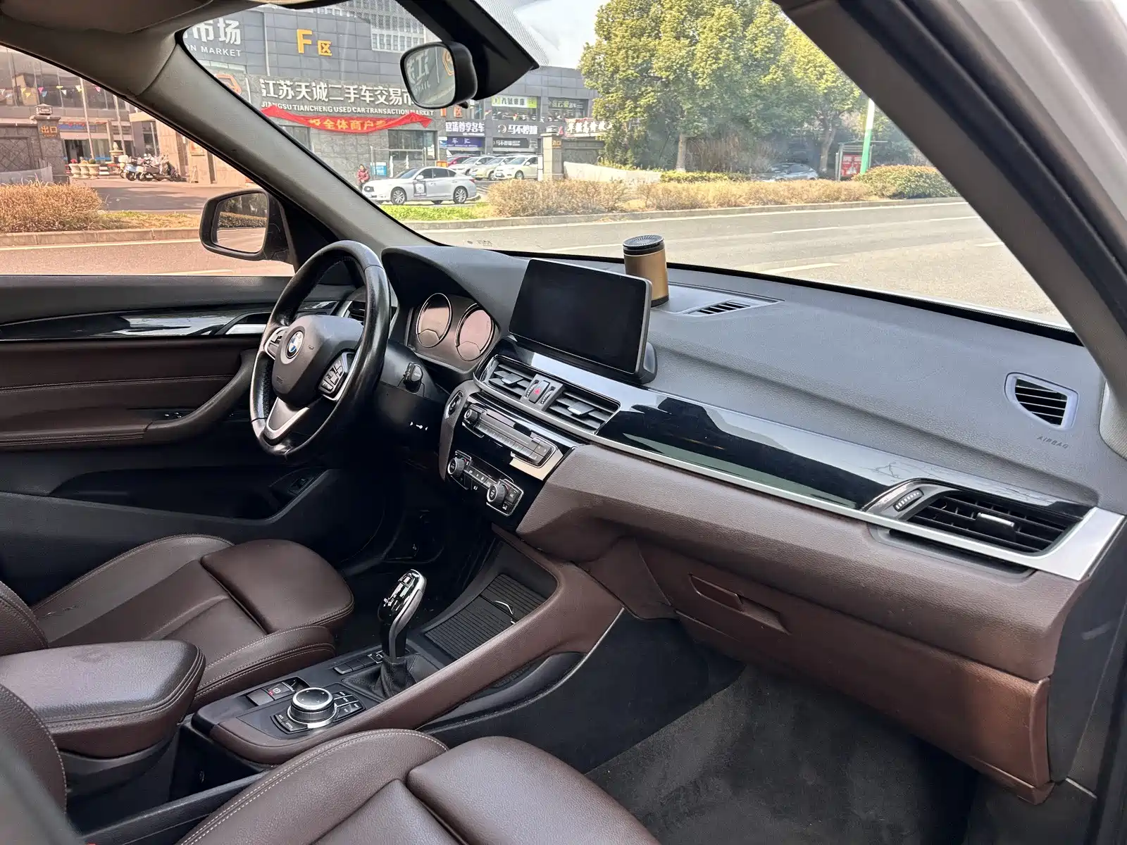 Фото 16 - BMW X1