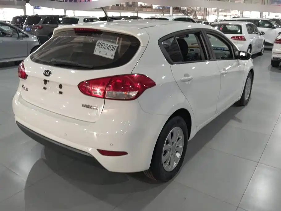 Kia K3S 2014 2014 1.6L Automatic GL