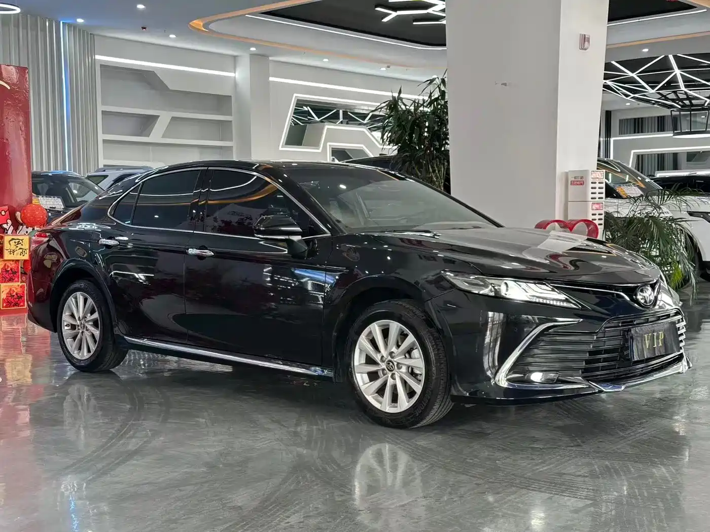 Toyota Camry 2023 2.0G Luxury Edition фото 3