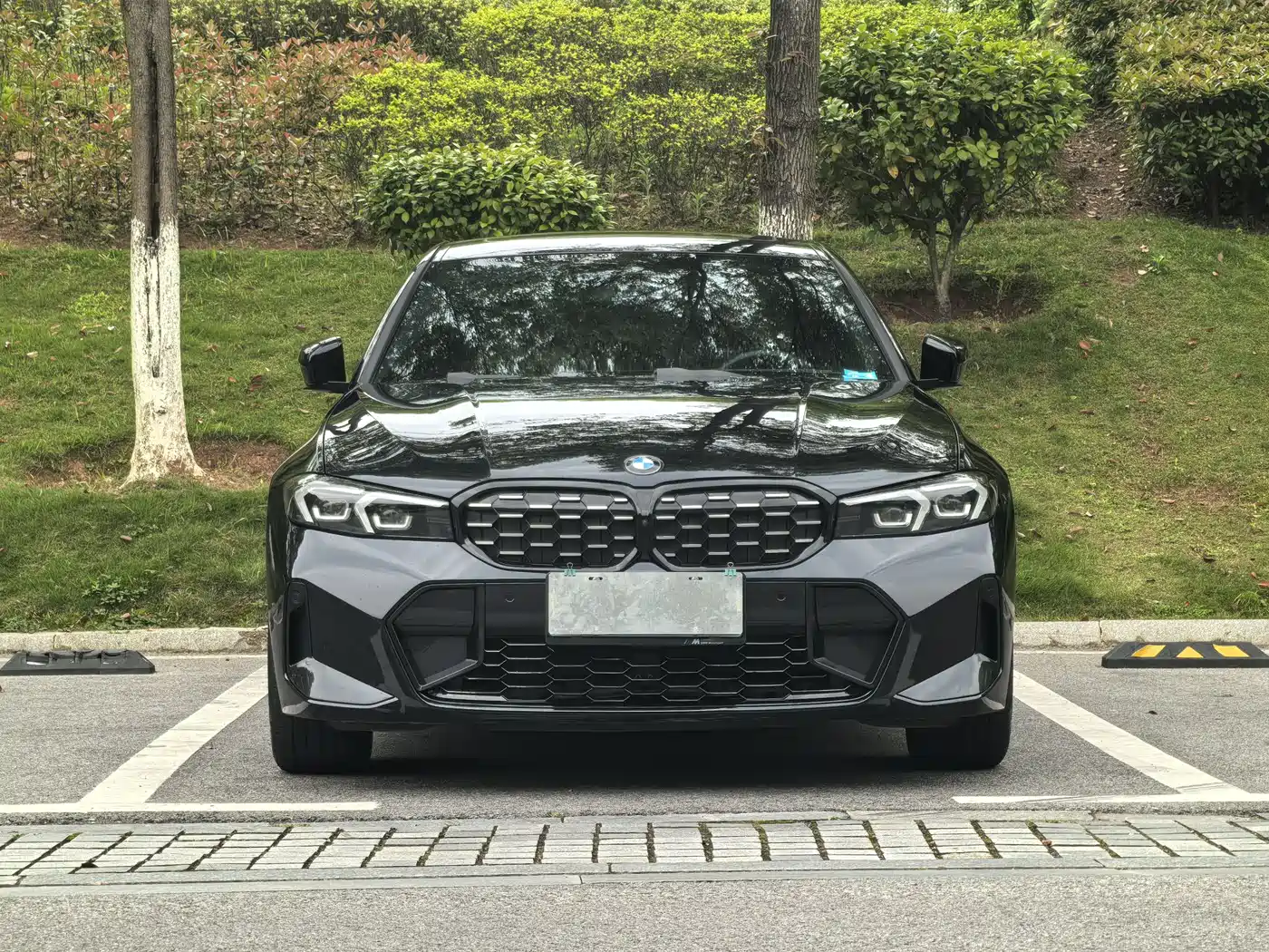 BMW 3 Series 2023 325i M Sport Black Night Package фото 2