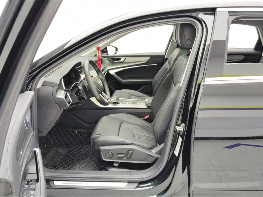 Audi A6L 2021 40 TFSI Luxury Elegance фото 9