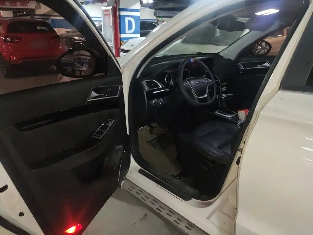 Leopaard CS10 2017 2017 Model 2.0T Automatic Luxury Edition