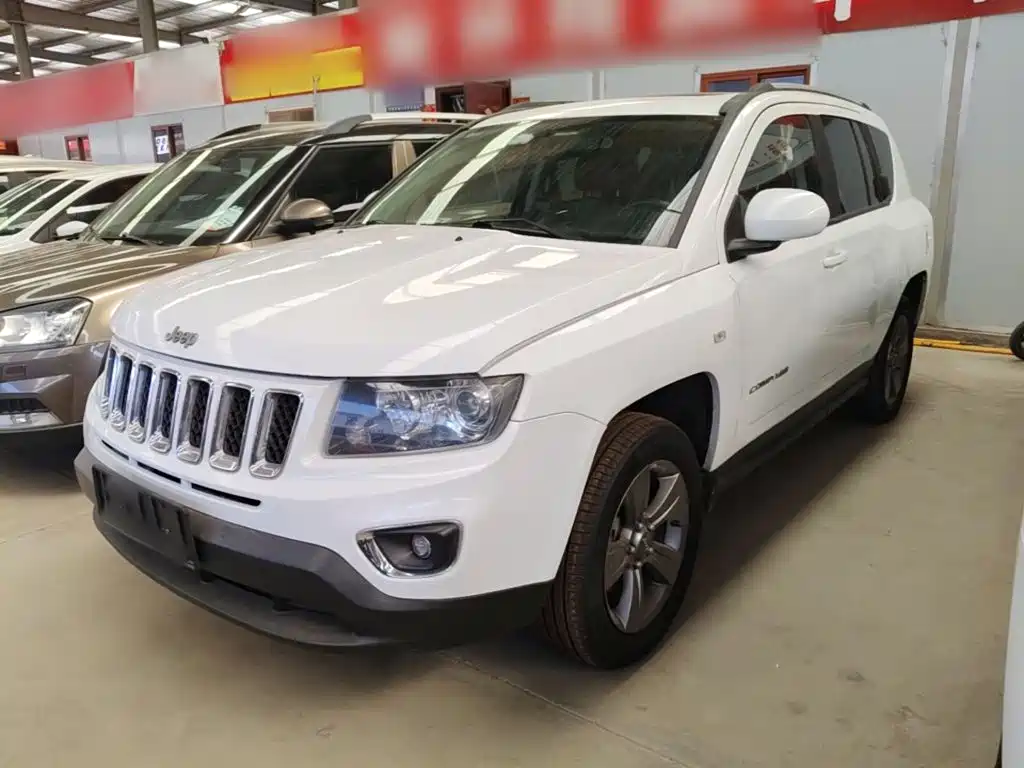 Фото 1 - Jeep Compass (Import)