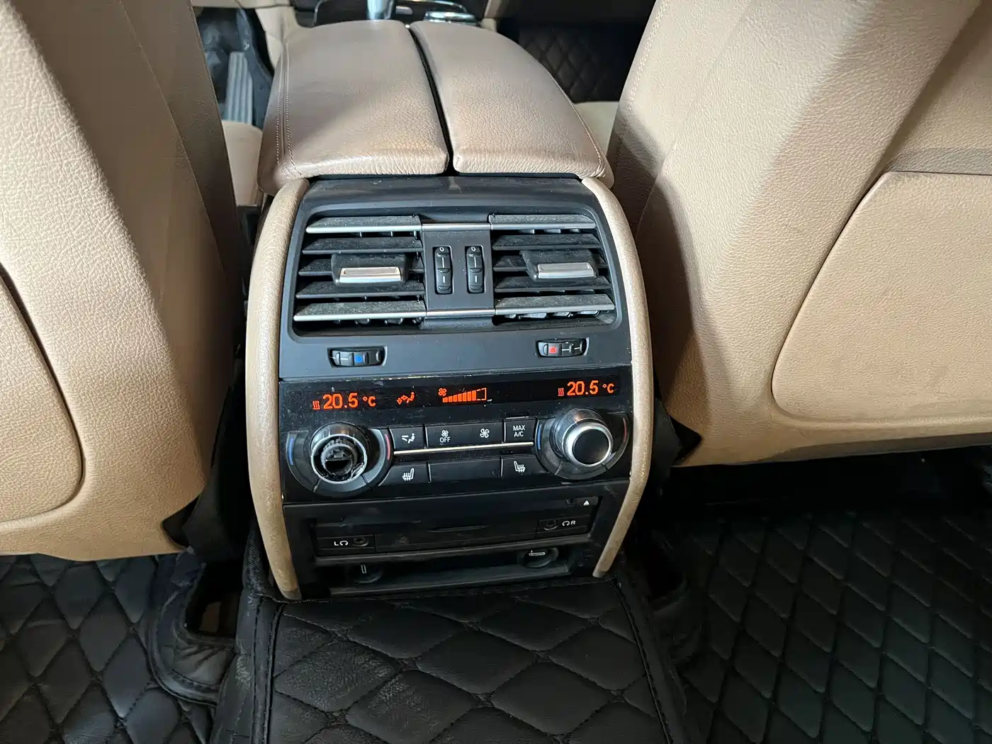 BMW 7 Series 2014 730Li Premium фото 14