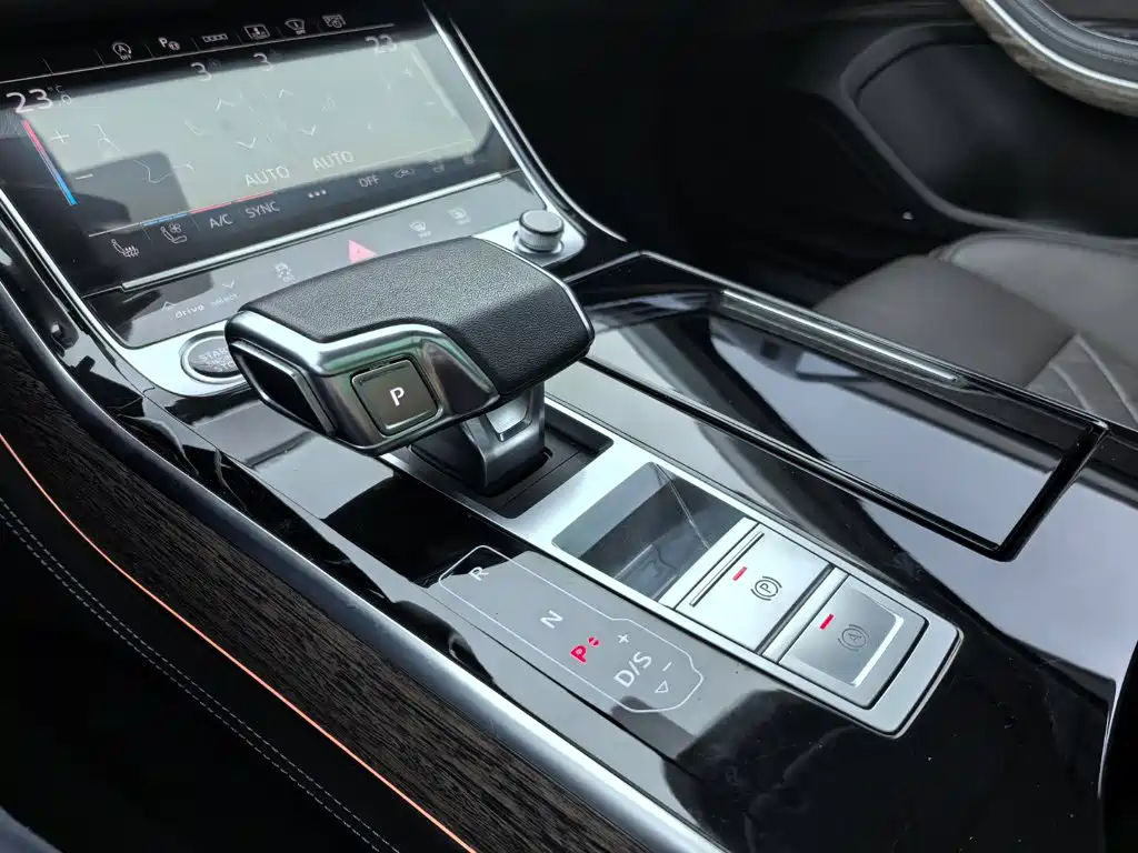 Audi A8 2023 2023 A8L 55 TFSI quattro Flagship