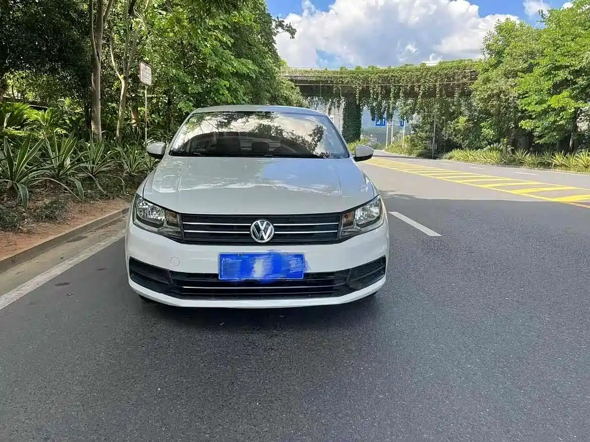 Volkswagen Santana 2016 1.6L Automatic Trend Edition фото 2