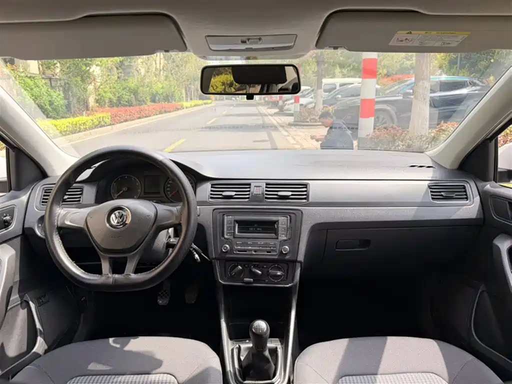 Volkswagen Santana 2019 1.5L Manual Trend China VI фото 14