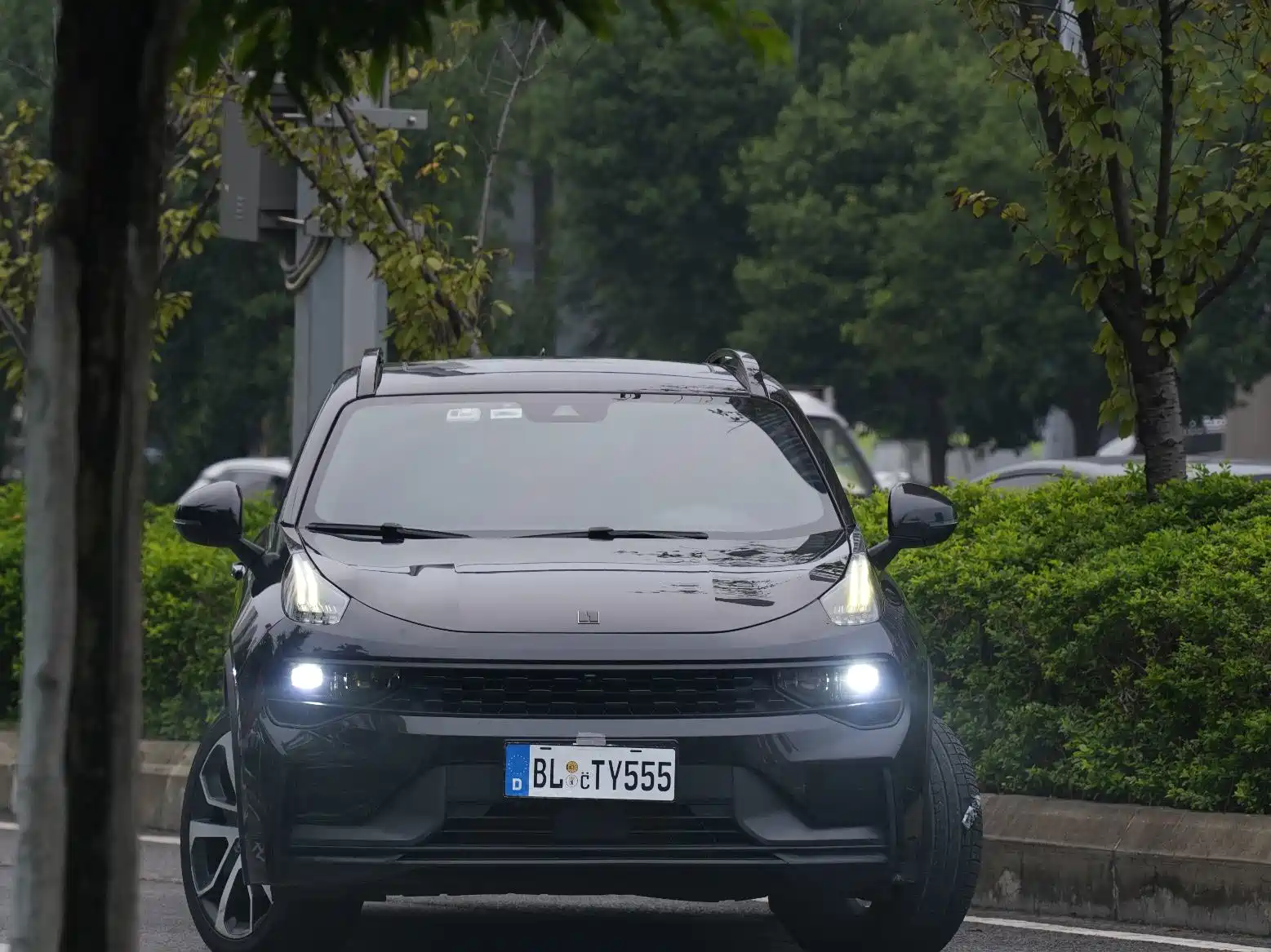Photo 7 - Lynk & Co 01