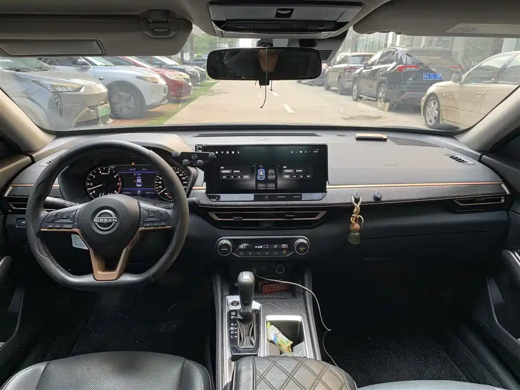 صورة 5 - Nissan Teana