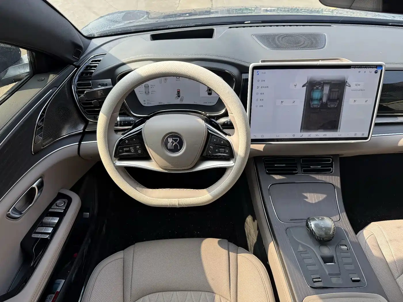 BYD Han 2025 2025 DM-i Smart Driving Edition 125KM LiDAR Flagship