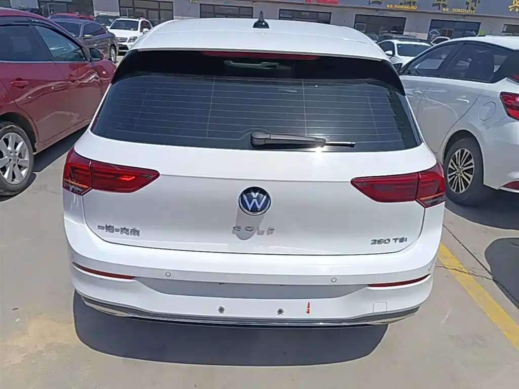 Volkswagen Golf 2023 Facelift 280TSI DSG Pro фото 6