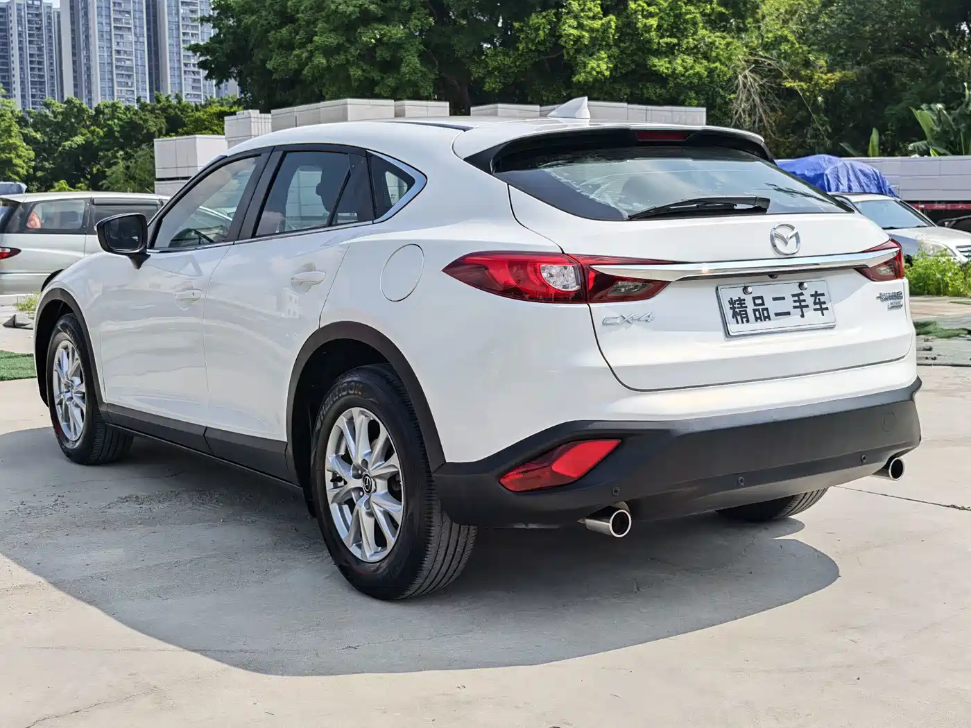 Mazda CX-4 2017 2016 2.0L Automatic 2WD Skyactiv Premium Edition