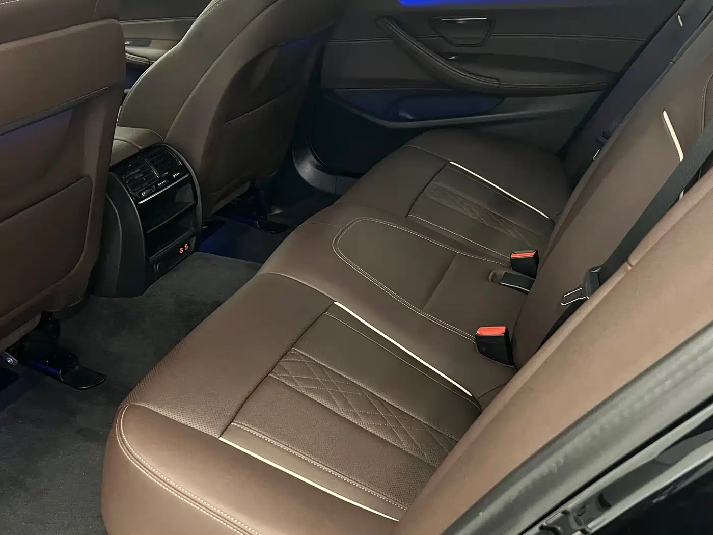 BMW 5 Series 2022 525Li Luxury Package фото 11