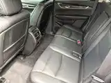 Photo 11 - Cadillac XT5