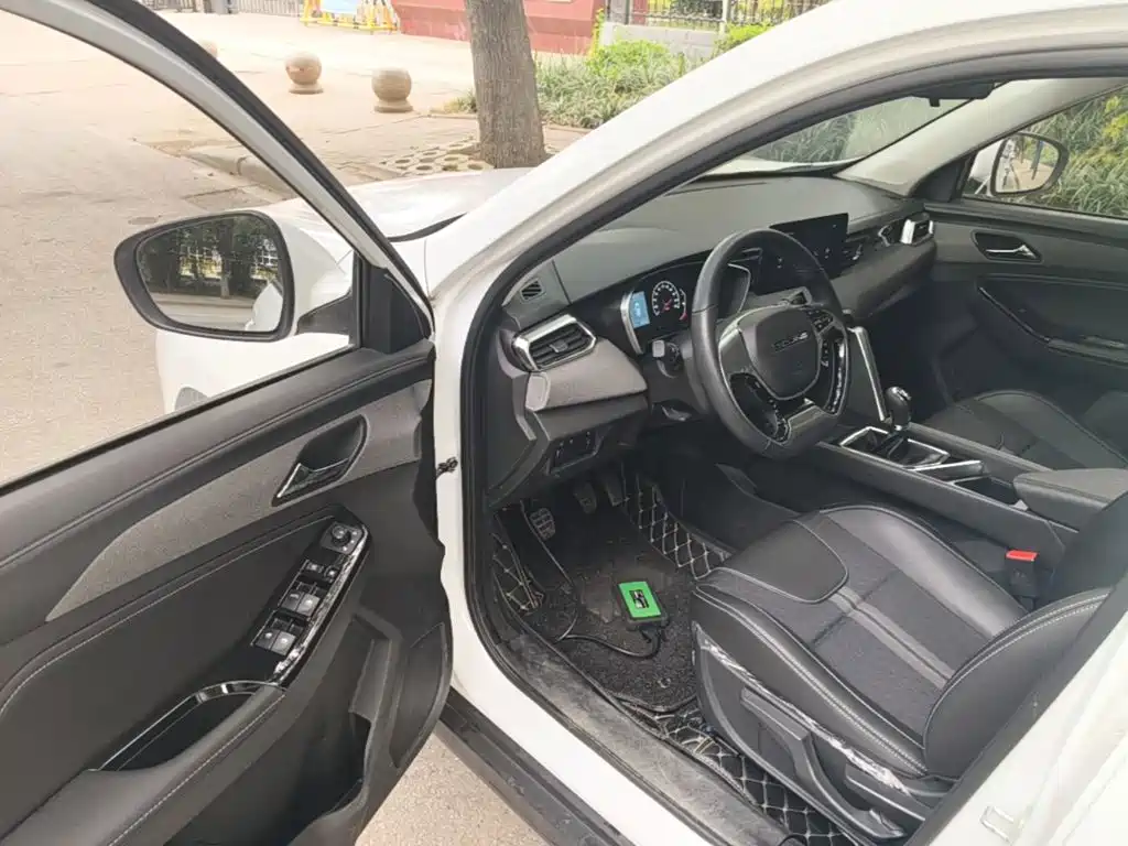 BAIC Beijing X3 2020 2019 1.5T Manual Starlight Edition