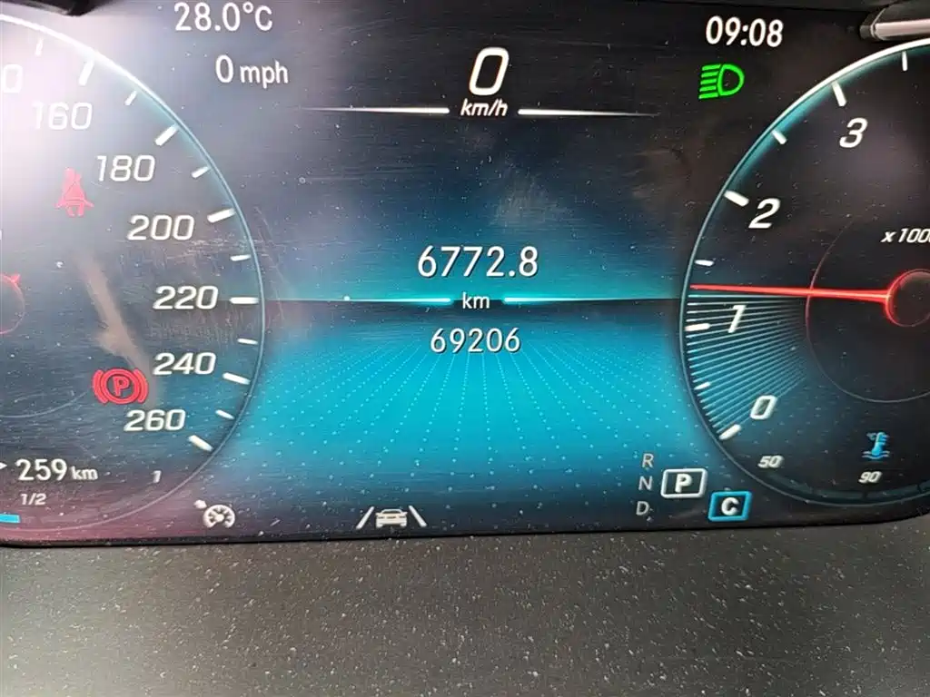 Mercedes-Benz GLC 2021 GLC 300 L 4MATIC Sporty фото 19