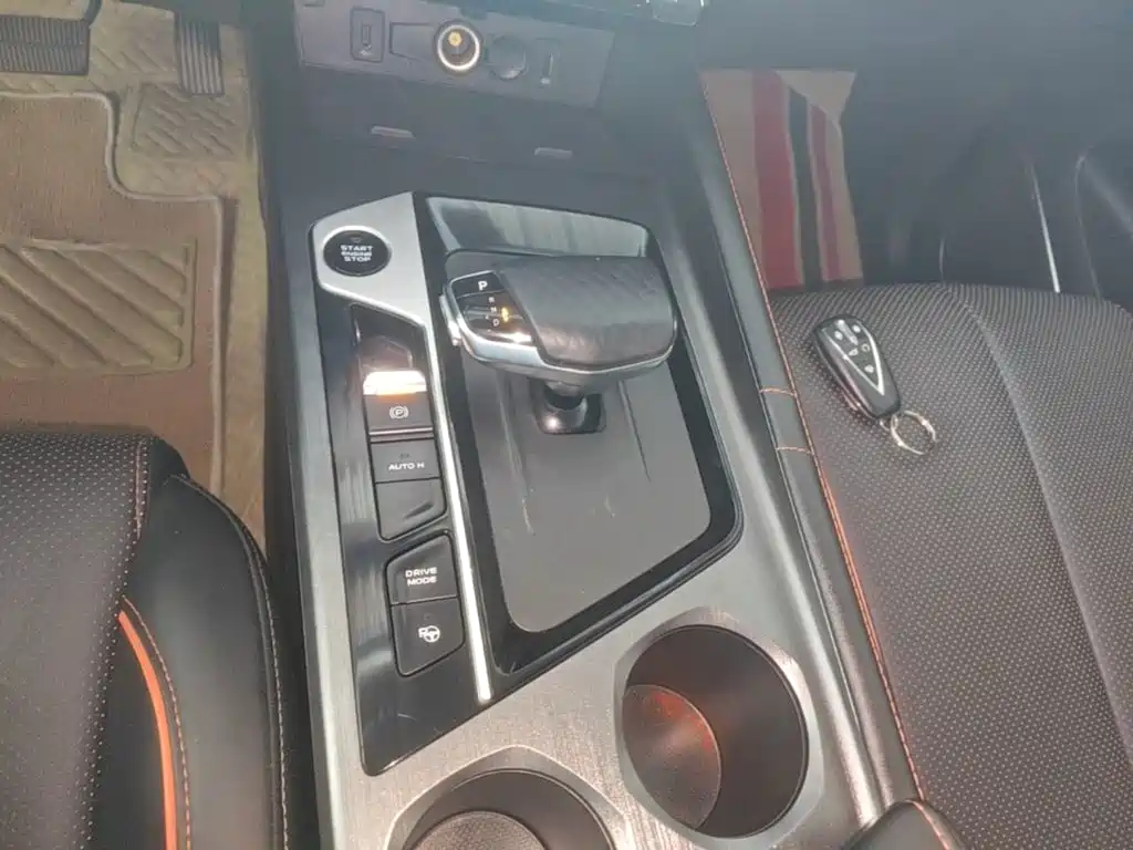 Changan Oshan X7 PLUS 2021 2022 1.5T Blue Whale Automatic Geeker Navigation Edition