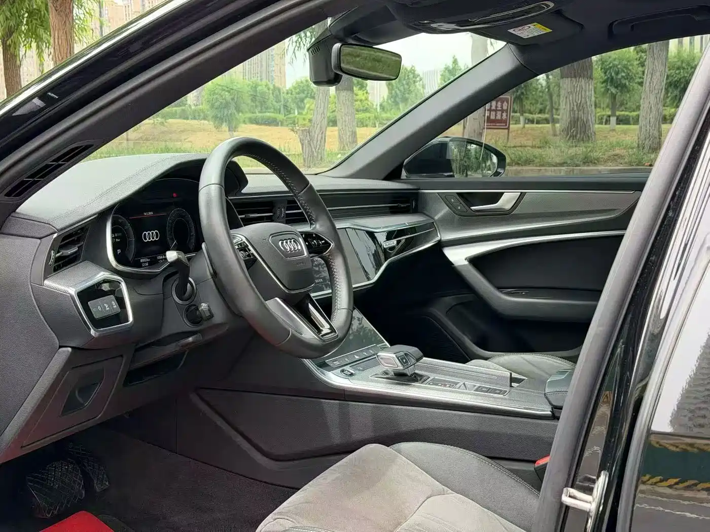 Audi A6L New Energy 2020 55 TFSI e quattro фото 4