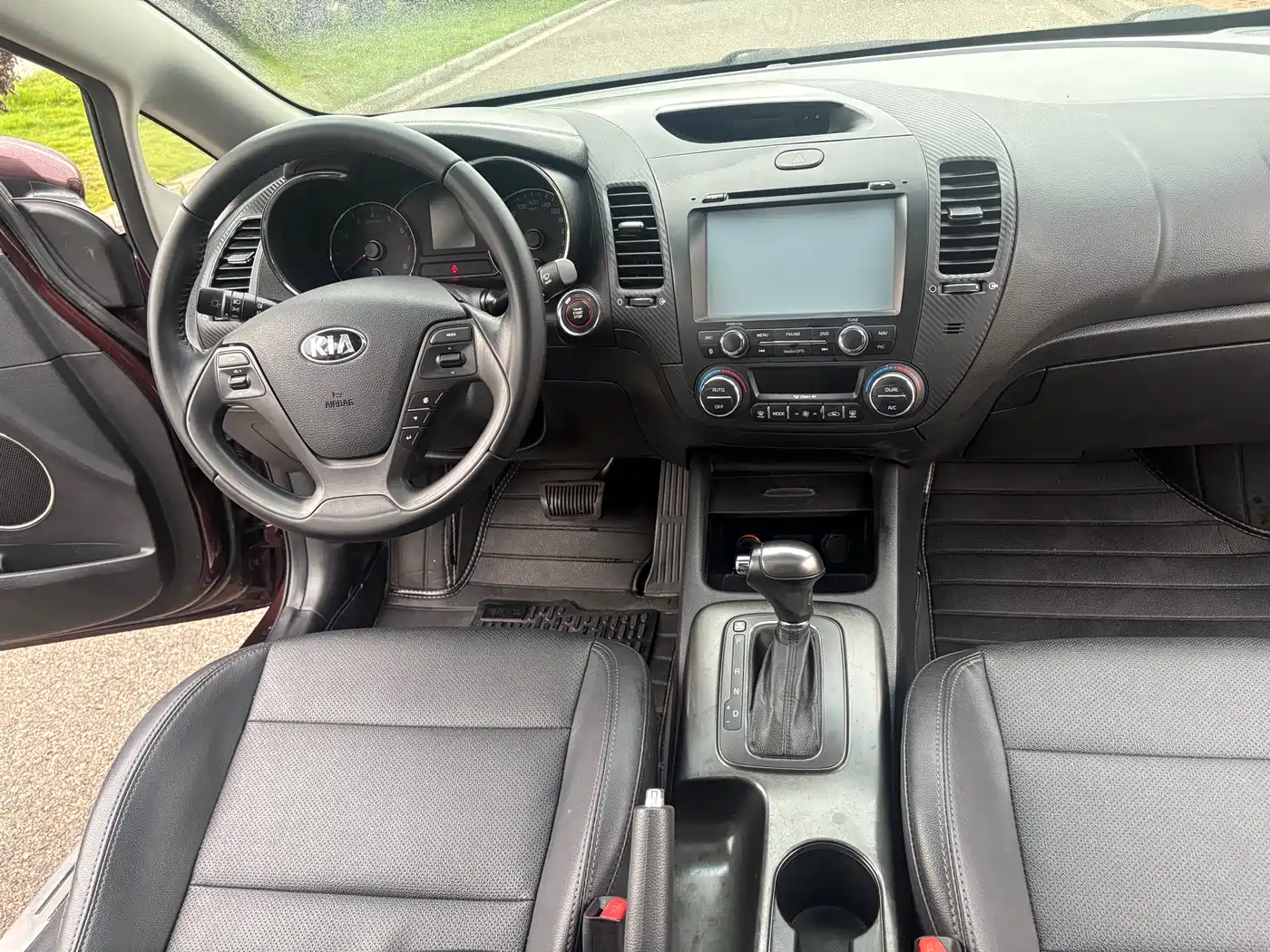 Kia K3 2013 1.6L Automatic GLS фото 9