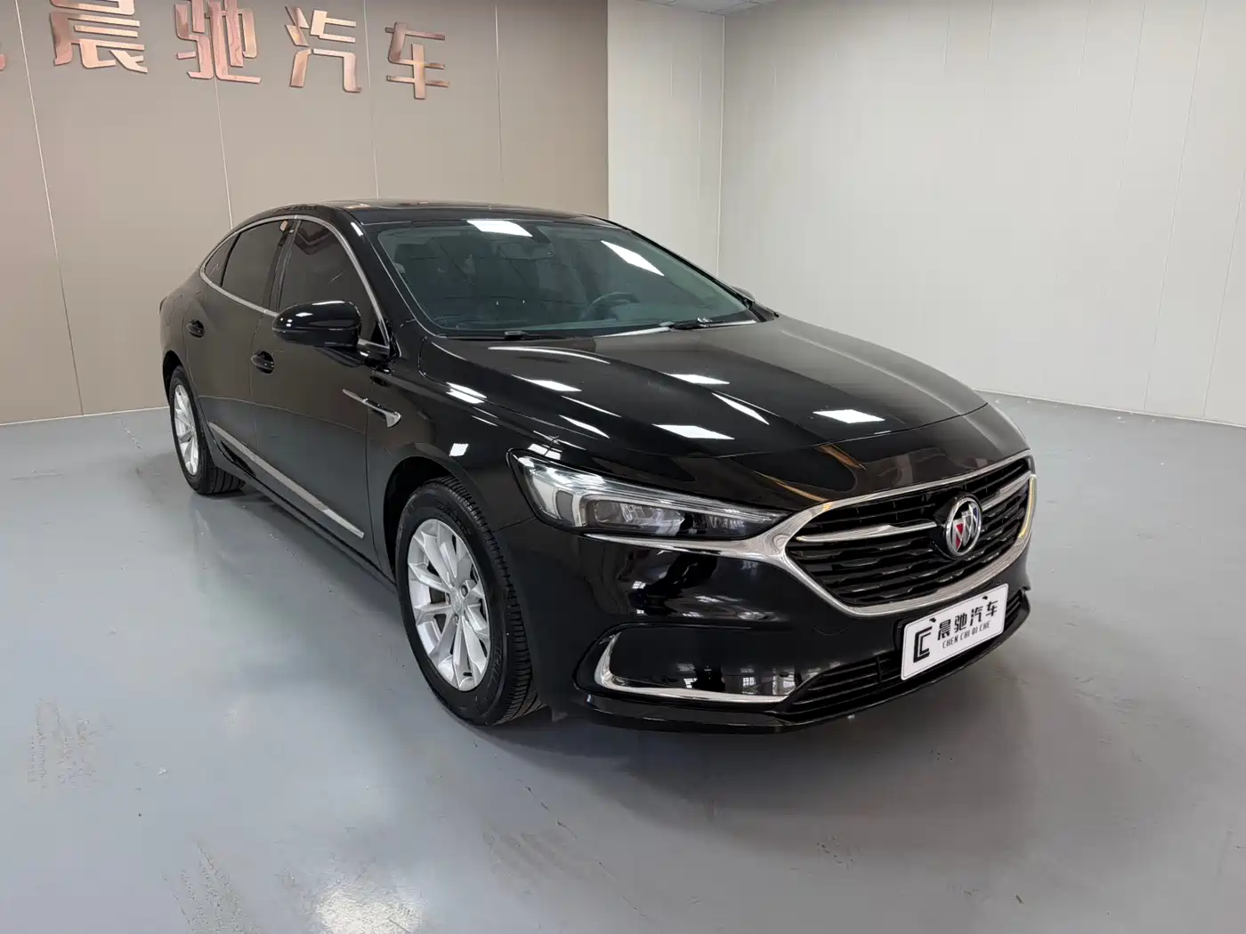 BUICK LACROSSE