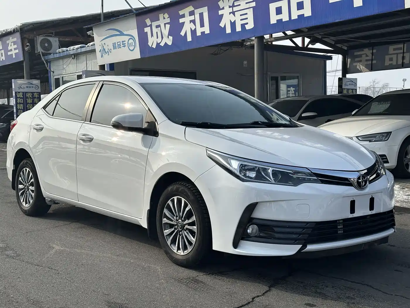 Toyota Corolla 2017 Facelift 1.2T S-CVT GL фото 3