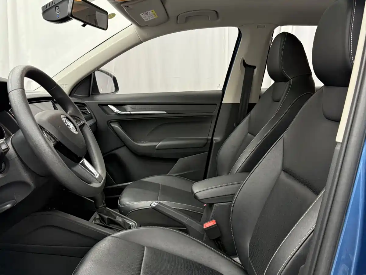 Škoda Kamiq 2022 1.5L Automatic Comfort Edition фото 10