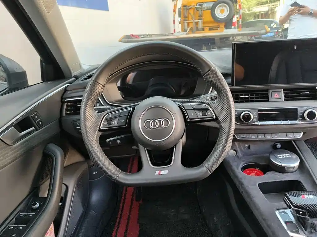 Audi A4 (Import) 2021 2021 allroad quattro Explorer