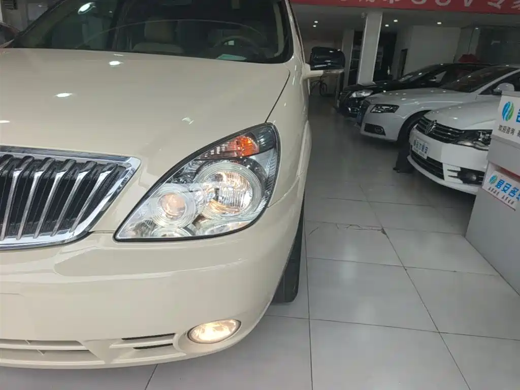 Buick GL8 2013 2.4L Classic фото 24