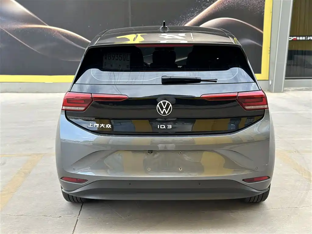 Volkswagen ID.3 2023 Upgraded Pure Intelligence Edition фото 8