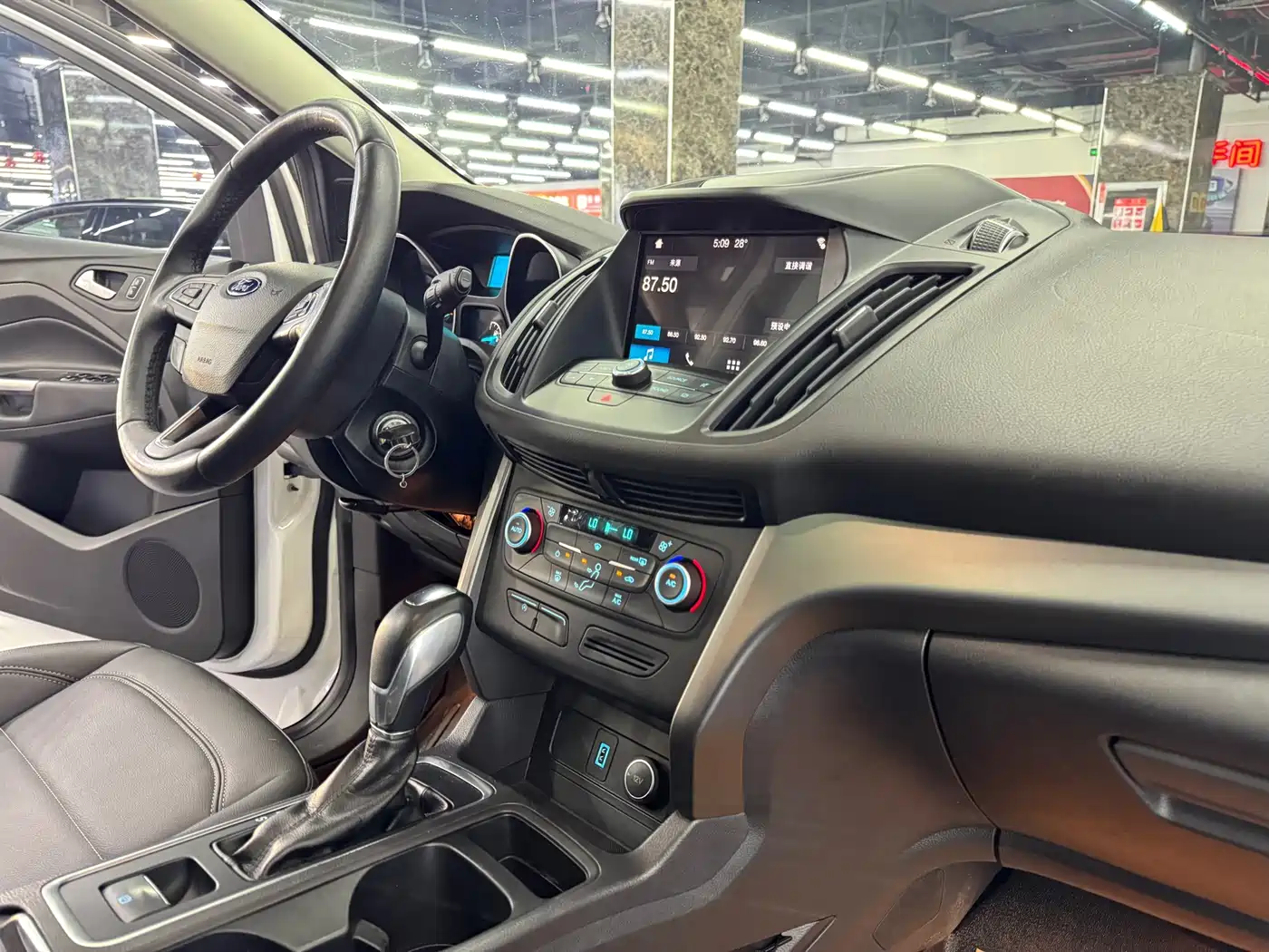 Ford Kuga 2020 2019 EcoBoost 180 2WD Platinum Wing Edition China VI