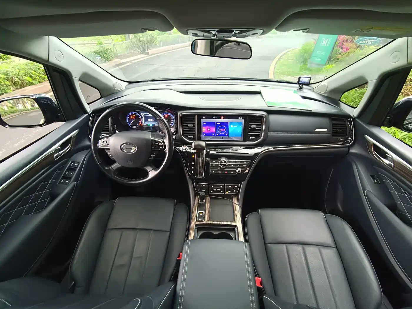 GAC Trumpchi Trumpchi M8 2018 320T Exclusive Edition фото 14