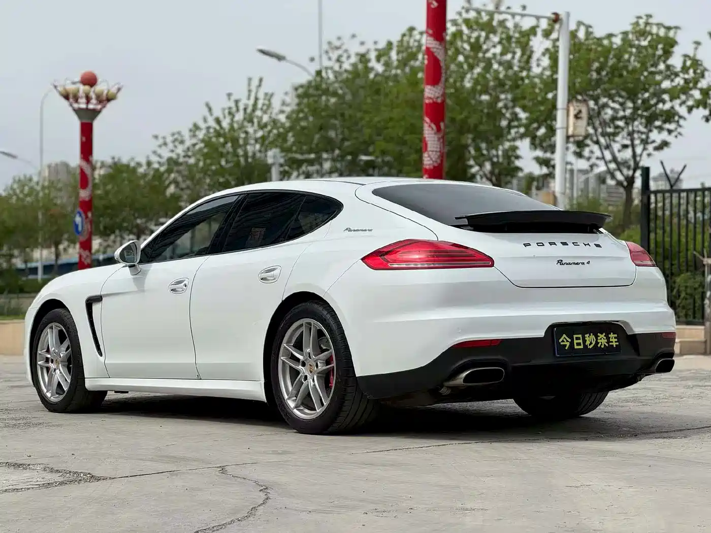 Porsche Panamera 2014 Panamera 4 3.0T фото 7