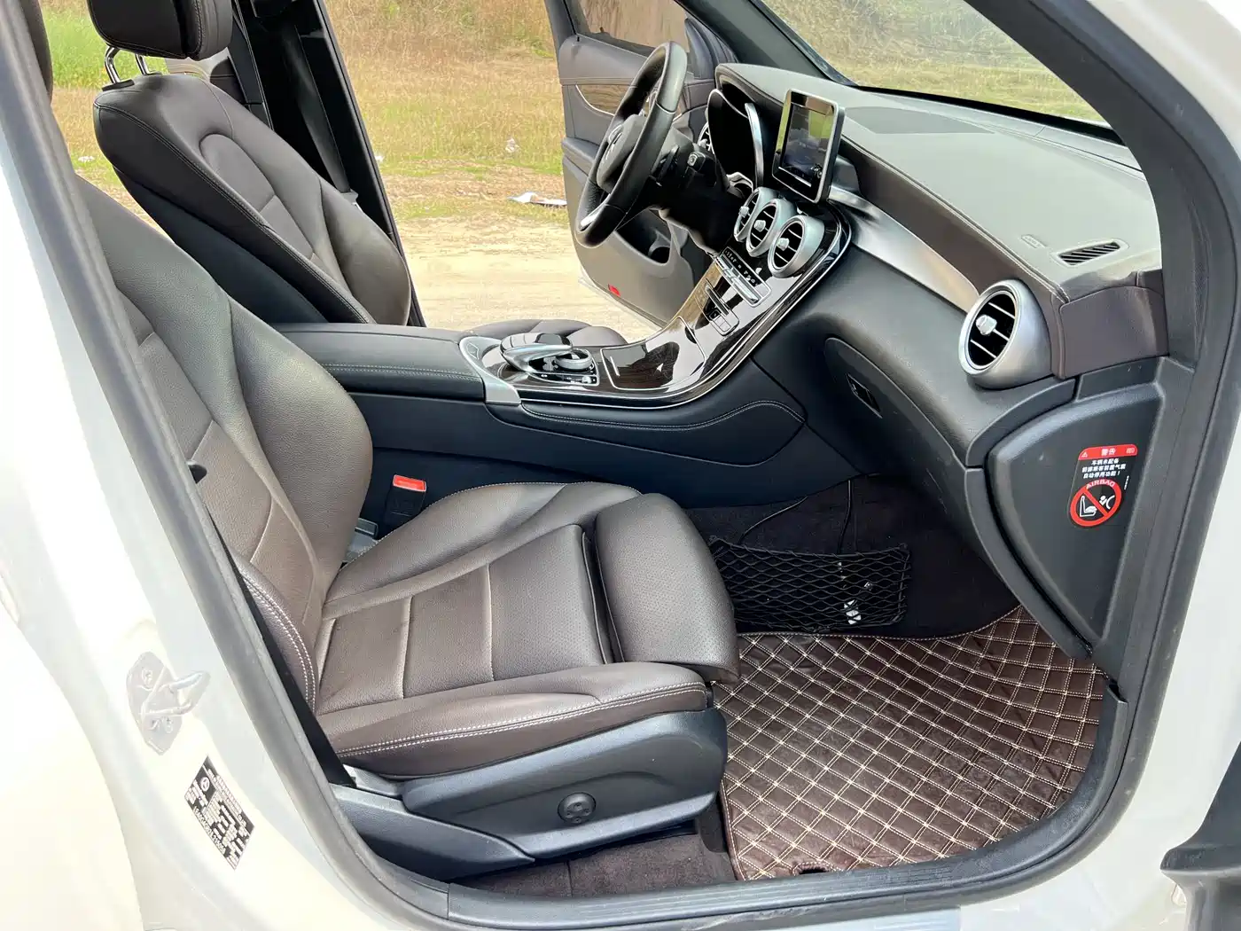 Mercedes-Benz GLC 2018 GLC 260 4MATIC Dynamic фото 15