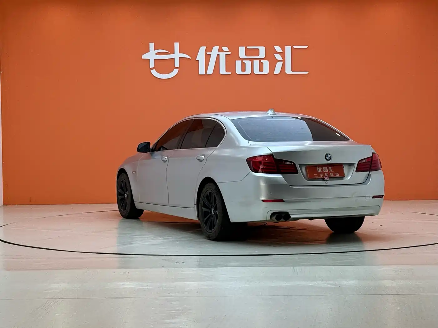 BMW 5 Series 2013 525Li Luxury фото 7