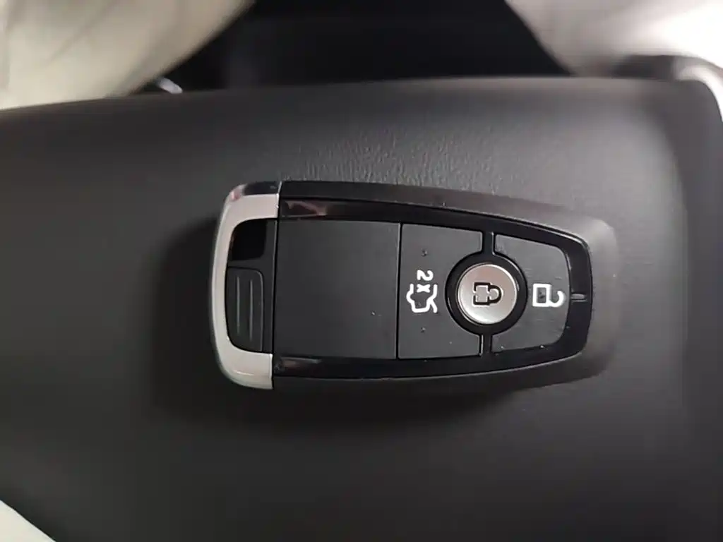 Ford Escort 2022 2021 1.5L Automatic Diamond Edition